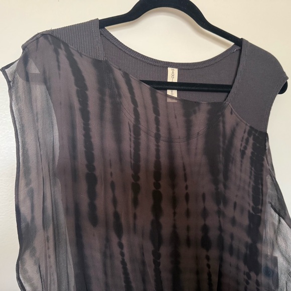 NWT Maggie Ward Sleeveless Ribbed Dress with Chiffon Alligator Print Overlay S - Picture 2 of 8